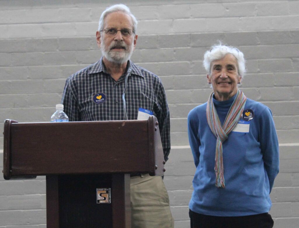 Dick and Vicki Schwartz at the Schwartz Discover Grant Research Showcase, 2023