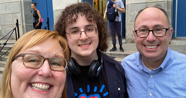 Brett Sonnenschein P’28 with his wife Jennifer and their son, Owen.